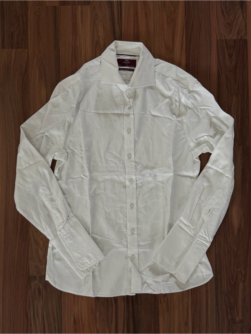 Marks & Spencer White Men's Dress Shirt - Spread Collar Button-Up